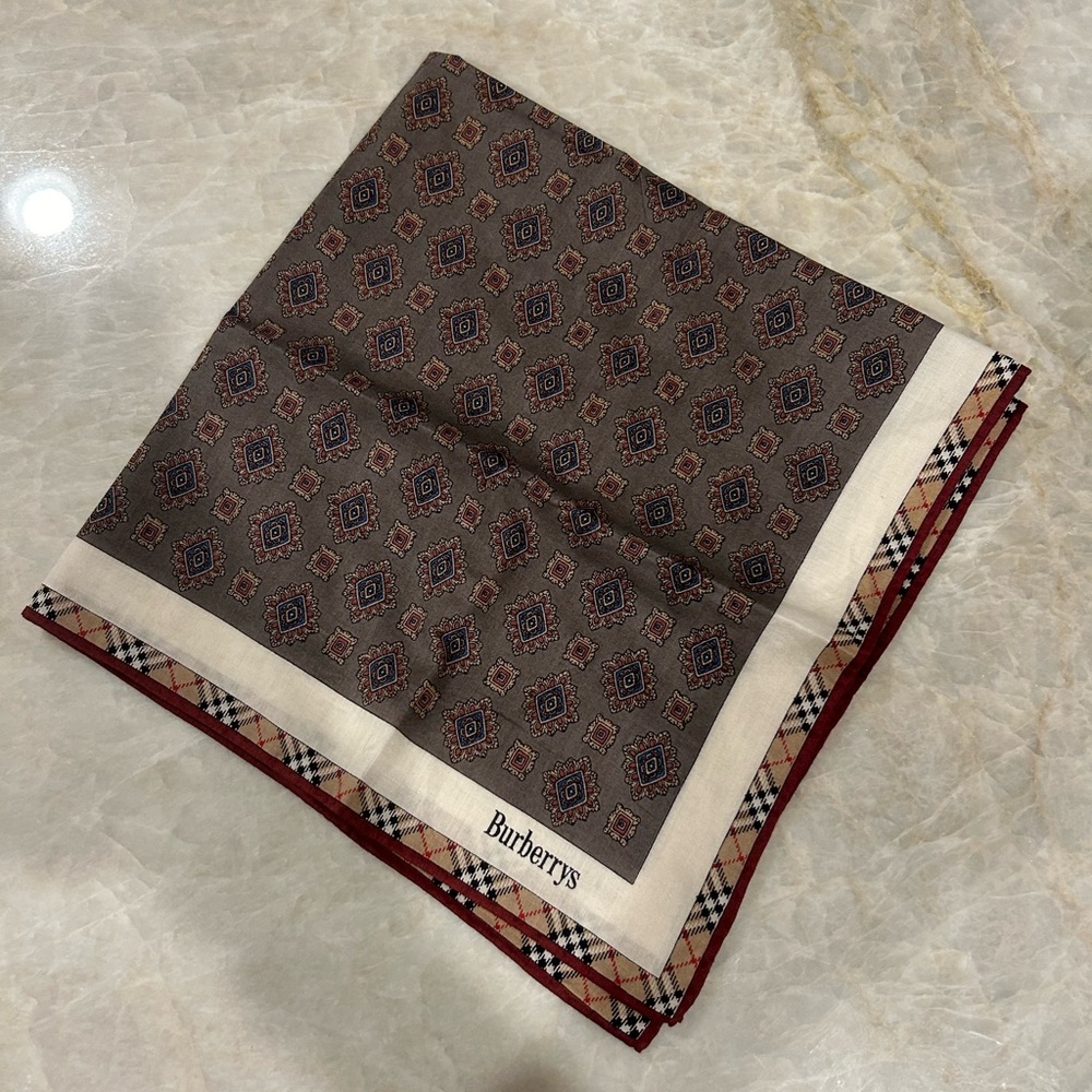 Vintage 90s Burberry Scarf